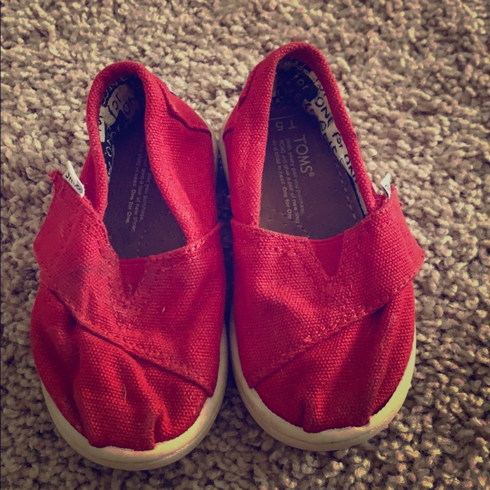 Size 5 Toms